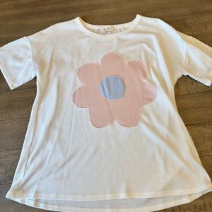 Flower tee shirt